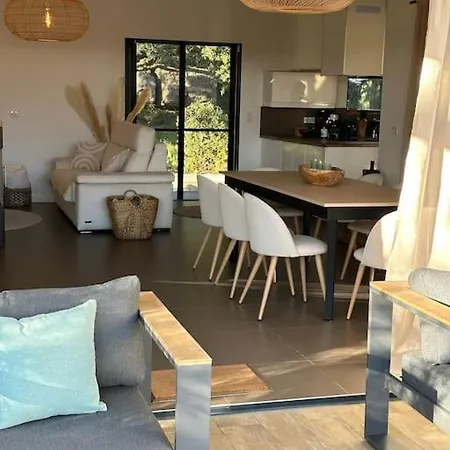 Charmante Villa, 10pers, Clim,piscine,grand Jardin