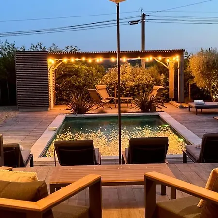 Charmante Villa, 10pers, Clim,piscine,grand Jardin