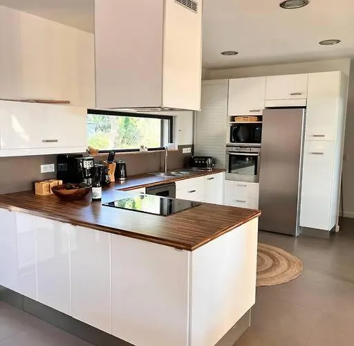 Charmante Villa, 10pers, Clim,piscine,grand Jardin
