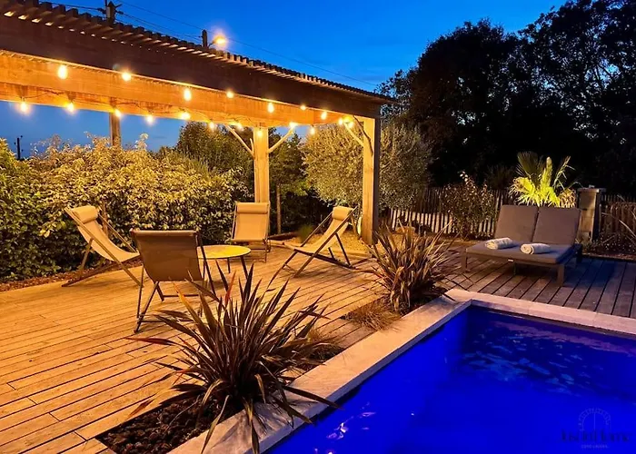 Charmante Villa, 10pers, Clim,piscine,grand Jardin Pougnadoresse